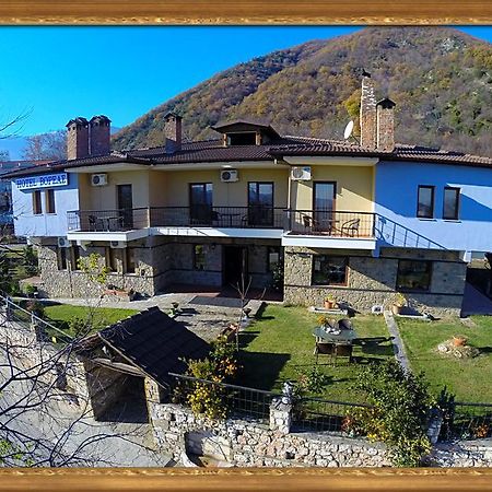 Voreas Hotel Káto Loutrákion 외부 사진