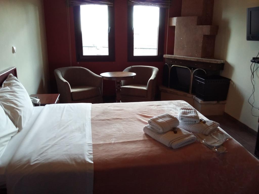 Voreas Hotel Káto Loutrákion 객실 사진