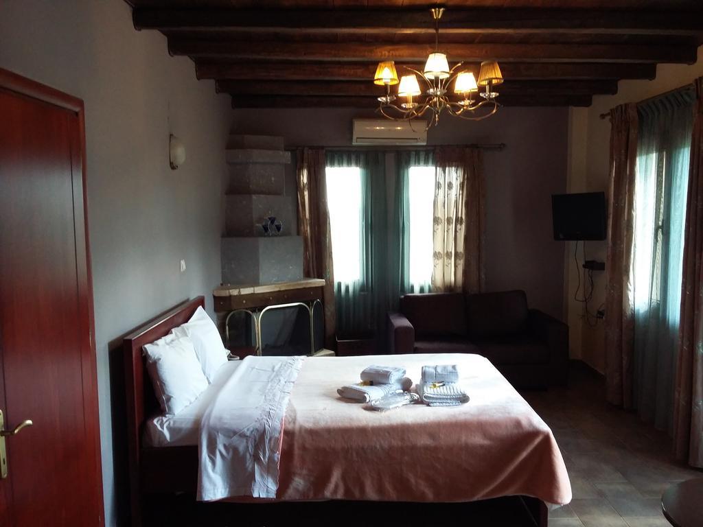 Voreas Hotel Káto Loutrákion 객실 사진