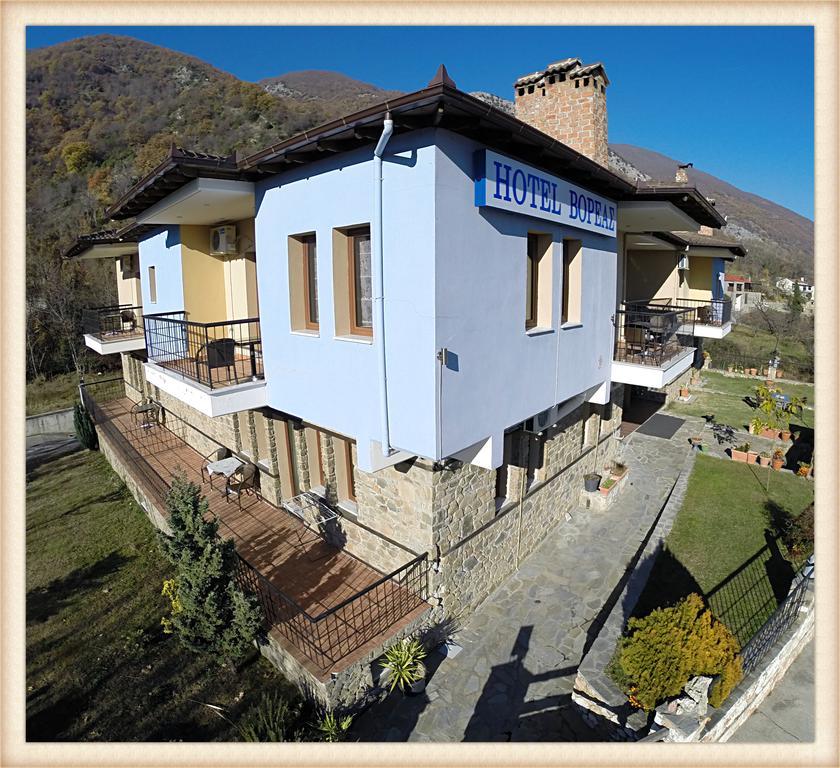 Voreas Hotel Káto Loutrákion 외부 사진