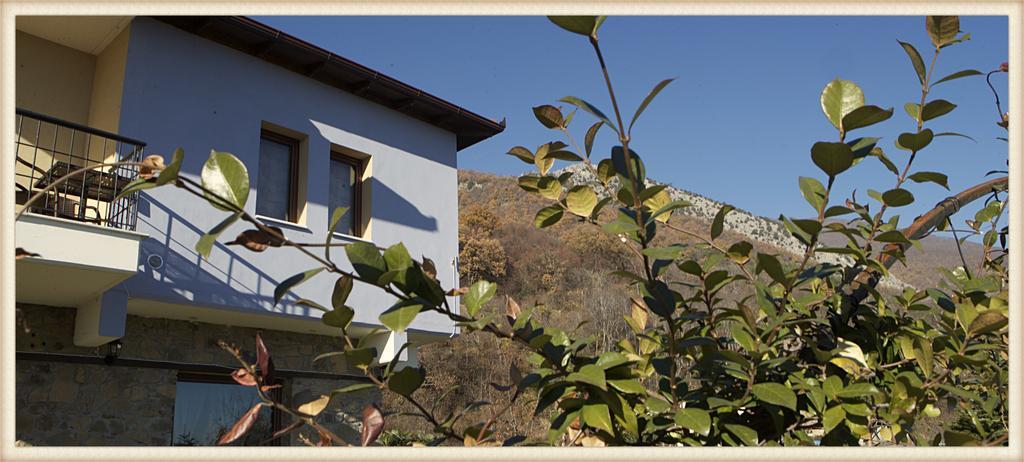 Voreas Hotel Káto Loutrákion 외부 사진