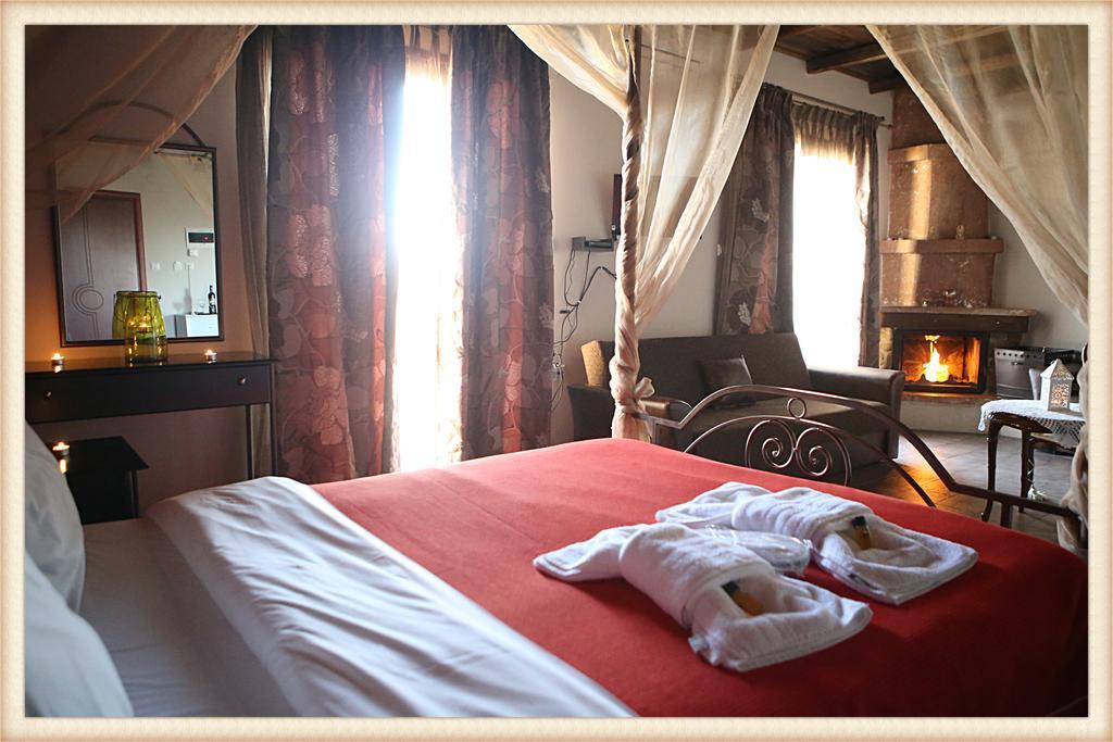 Voreas Hotel Káto Loutrákion 객실 사진