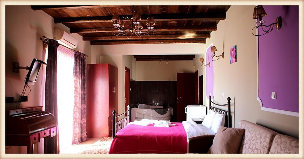 Voreas Hotel Káto Loutrákion 객실 사진